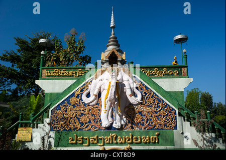 Elefantenköpfe, Skulptur, Wat Phra, dass Doi Wao Tempel in Mae Sai, der nördlichsten Stadt in Thailand, Nordthailand Stockfoto