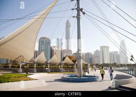 An der Uferpromenade Corniche in Abu Dhabi, Vereinigte Arabische Emirate, Asien Stockfoto