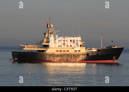 Motor yacht, Bleu de Nimes, an der Côte d ' Azur, Frankreich, Mittelmeer, Europa Stockfoto