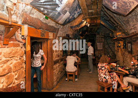 Kryivka Partisanen Restaurant, Lviv, Ukraine Stockfoto