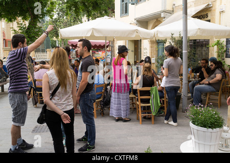 dh Phaneromeni Platz NICOSIA ZYPERN Menschen Straße Cafés in der Altstadt südlich Nicosia Straßen Tavernen Café Stockfoto