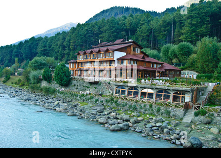 Hotel Haaven am Ufer Flusses Lidder Fluss in Honegg Stockfoto