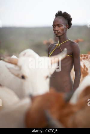 Hamer Jumper während Stier springen Zeremonie, Turmi, Omo-Tal, Äthiopien Stockfoto