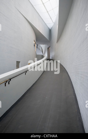 Innere des Kiasma Museum für zeitgenössische Kunst in Helsinki Finnland Stockfoto