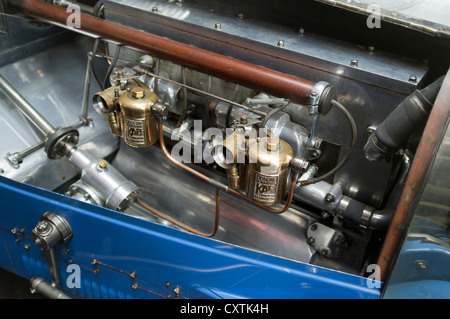 dh National Motor Museum BEAULIEU HAMPSHIRE Französische Oldtimer Bugatti Typ 35 vintage Motor Nahaufnahme Auto Stockfoto