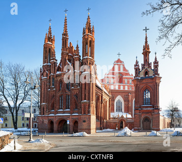 St. Anna und St. Francis und St. Bernardino Kirchen - ein Meilenstein in der Hauptstadt Litauens Vilnius Stockfoto