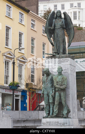 Cobh, County Cork, Irland. Denkmal für die Opfer der Untergang der Lusitania, 7. Mai 1915. Stockfoto