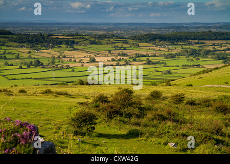 Blick auf die Landschaft von Somerset vom Crook Peak, Teil des Wessex Walk Stockfoto