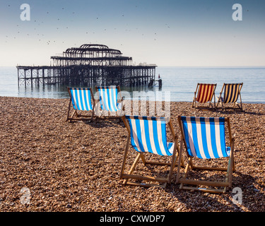 Die Stahlkonstruktion der Brighton West Pier, die seit 1975 - geschlossen wurde es von zwei Brände zerstört wurde, im Jahr 2003 Stockfoto