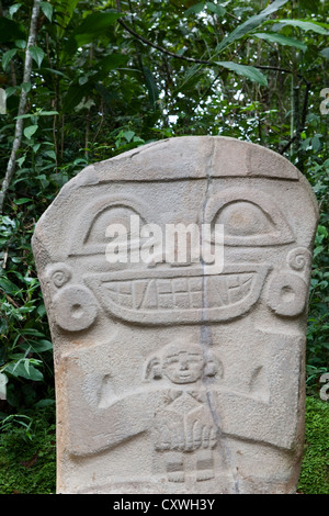 Bosque de Las Estatuas, San Agustin, Archäologische Stätte, Kolumbien, mit Ohrringen Stockfoto