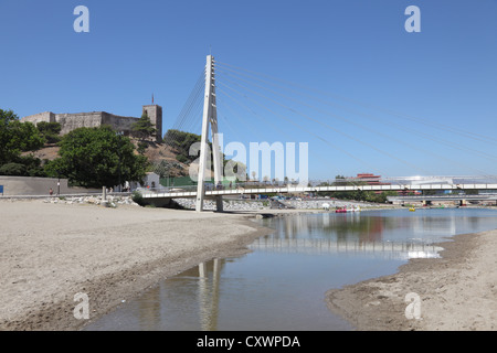 Brücke über den Fluss Fuengirola. Provinz Malaga, Andalusien Spanien Stockfoto