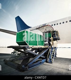 Grüne Felder laden in Flugzeug Stockfoto