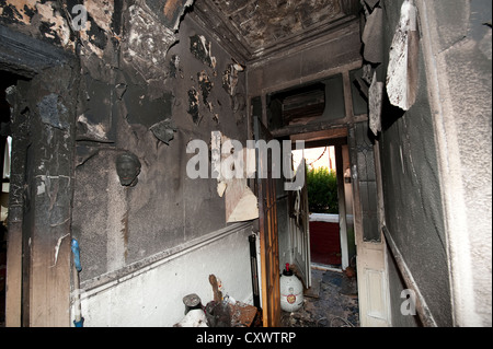 Schwere Haus Küche Feuer UK Stockfoto