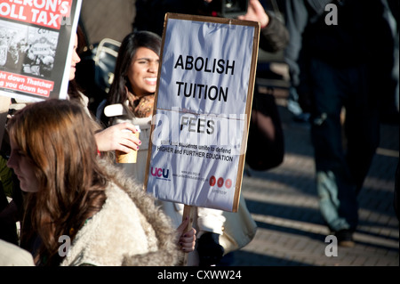 Demonstration gegen Studiengebühren und Regierung Kürzungen protestieren Studenten Stockfoto