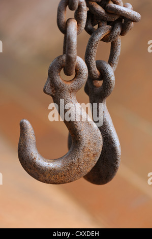 Rostig schwere Haken, Stahlwerken, Bergbau Stockfoto