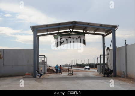 Syrische Flüchtlinge in einem Flüchtlingslager an der syrisch-türkischen Grenze in der Nähe von Azaz, Syrien, 5. Oktober 2012. Die behelfsmäßigen Flüchtlingslager ist Stockfoto