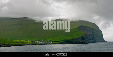 Blick von der Fähre "Norroena" auf die Färöer Inseln, Dänemark, Europa Stockfoto