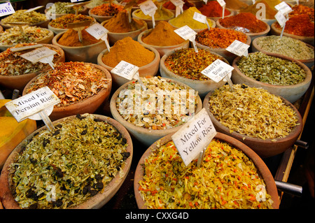 Gewürze und Kräuter auf dem Basar, Souk, Jerusalem, Israel, Nahost Stockfoto