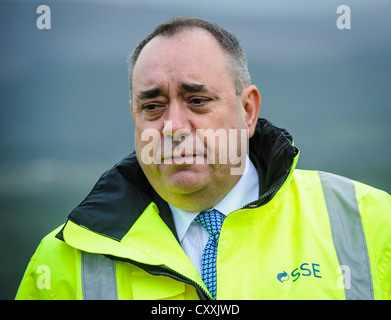 Die Recht Hon. Alex Salmond MSP erster Minister von Schottland bei der Eröffnung des Windparks Clyde in South Lanarkshire Stockfoto