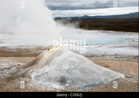 Thermalquellen, geothermische Gebiet Hveravellir, Highlands, Island, Europa Stockfoto