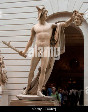 Perseus mit dem Kopf der Medusa Antonio Canova (Italienisch, Venedig Possagno 1757 – 1822) ca. 1804 / 06 Italien Rom Marmor 242 cm Stockfoto