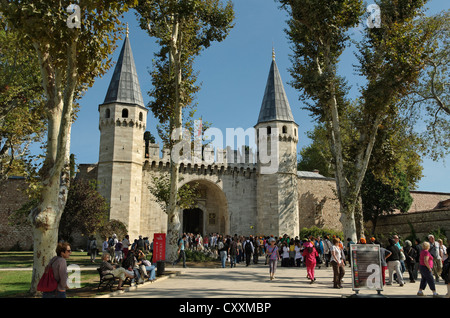 Kaiserlichen Tor des Topkapi-Palastes in Sultanahmet, Fatih, Istanbul, Türkei. Stockfoto