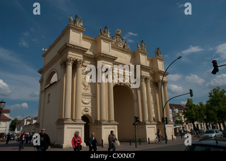 Potsdam "Brandenburger Tor" ein Stadttor am Luisenplatz, im Barockviertel der Stadt Stockfoto
