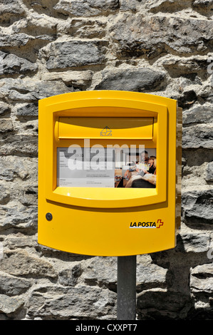 La Posta, Postfach, Sonogno, das hinterste Dorf im Valle Verzasca Tal, Kanton Tessin, Schweiz, Europa Stockfoto