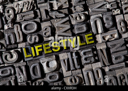 Alten führen Buchstaben das Wort "LIFESTYLE" Stockfoto