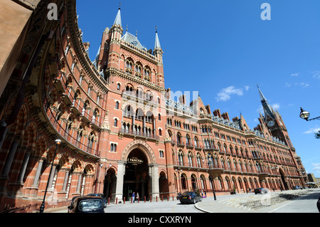 Bahnhof St. Pancras und London St Pancras Renaissance Hotel St Pancras International, London, England, Großbritannien, UK Stockfoto