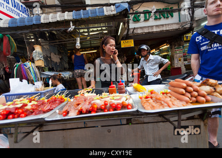 Verkauf von Street Food in Bangkok, Thailand Stockfoto