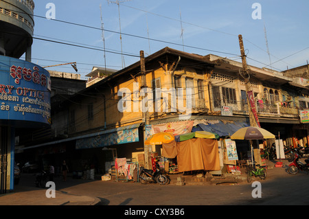 Französisches Haus im Kolonialstil, Battambang, Kambodscha, Asien Stockfoto