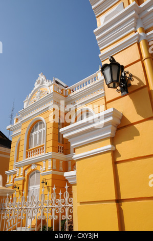 Französisches Haus im Kolonialstil, Battambang, Kambodscha, Asien Stockfoto