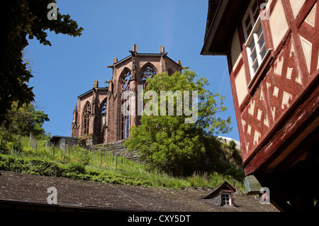 Ruine der Wernerkapelle in Bacharach im Mittelrheintal, Rheinland-Pfalz, Deutschland Stockfoto