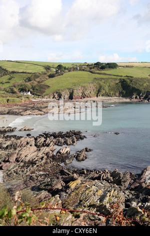 Ansicht des Talland Bay von der Süd-West Küste Fußweg, in der Nähe von Looe Cornwall England UK Stockfoto