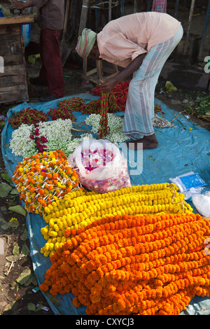 Landschaft auf dem Blumenmarkt Malik Ghat in Kolkata, Indien Stockfoto