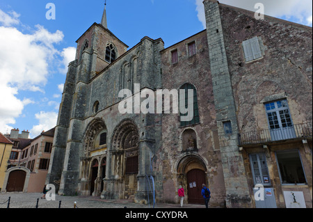 Kirche von St. Lazare, Avallon Stockfoto