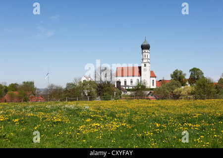 Pfarrei Kirche von St. Laurentius, St. Lawrence, in Paehl, fünf-Seen-Land, Bayern, Oberbayern Stockfoto