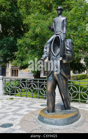 Franz Kafka-Denkmal von Bildhauer Jaroslav Rona Dusni Street, Prag, Tschechische Republik, Europa Stockfoto