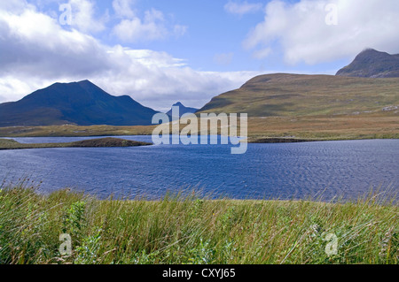 Cul Beag, Stac Pollaidh & Cul Mor gesehen über man ein Ais von Knockan Crag Visitor Centre, Wester Ross, Highlands Scotland UK Stockfoto