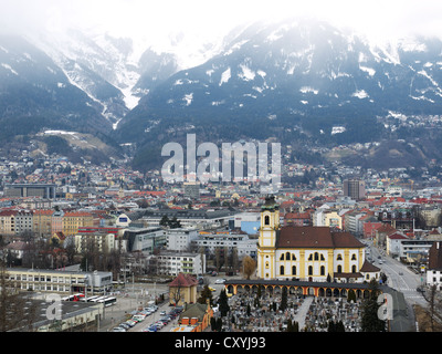 Blick vom der Bergisel Sprungschanze in Innsbruck, Tirol, Österreich, Europa Stockfoto