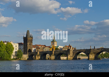 Karluv most, Karlsbrücke, über den Vltava Fluss, Prag, Tschechische Republik, Europa Stockfoto