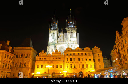 Die Kirche der Madonna vor Tyn in der Altstädter Ring, Prag, Tschechische Republik Stockfoto