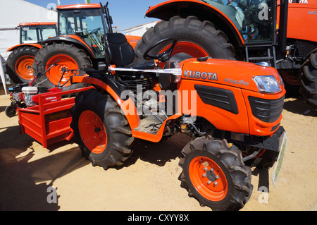 die fairen internationalen Agro-industrielle Tierschau, Transport Oldtimer Traktoren am Jahrmarkt in Zafra, Spanien Stockfoto