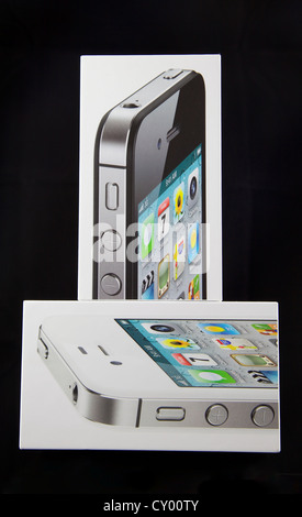 Verpackungskästen für iPhone 4 schwarz / weiß s Stockfoto