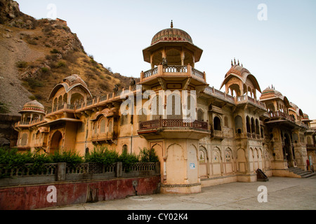 Galtaji, besser bekannt als Galwar Bagh, Monkey Temple, Jaipur, Rajasthan, Indien, Asien Stockfoto