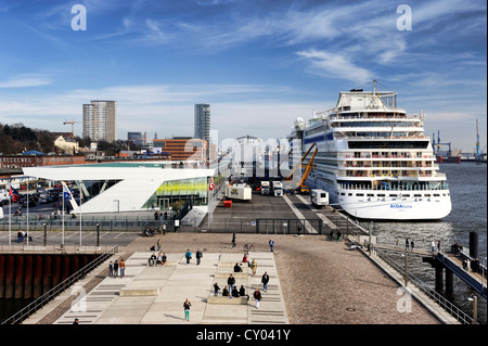 Cruise Center Altona-Kreuzfahrt-Terminal in Hamburg Stockfoto