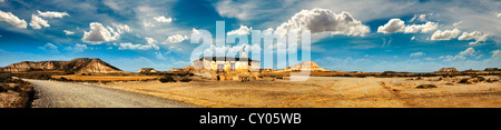 Kleines Haus auf der Prairie-Panorama-Bild. Wildwest-Geschichten Stockfoto