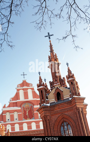 St. Anna und St. Francis und St. Bernardino Kirchen - ein Meilenstein in der Hauptstadt Litauens Vilnius Stockfoto