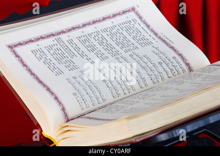 Geöffnete Koran, Nationalmoschee, Kuala Lumpur, Malaysia, Südostasien, Asien Stockfoto
